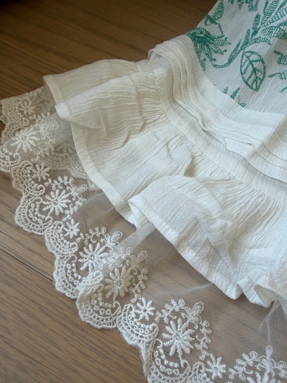 Anthropologie LIKA embroidered lace tank top like new size medium festival beach - Picture 4 of 5